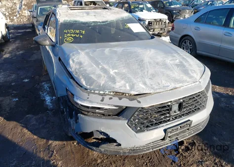 2025 Honda Accord Se из США, поврежденный, VIN 1HGCY1F40SA033004